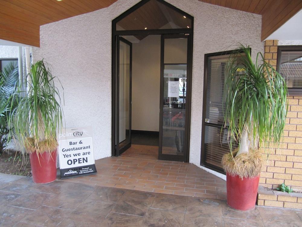 Palm City Motor Inn Napier Exterior foto